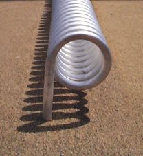 Spiral-Fahrradständer, Edelstahl natur, Rohrdurchm. 42 mm, zum Aufschrauben, Breite 1220 mm, Höhe über Flur 490 mm