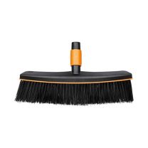 Fiskars Quik Fit Strassenbesen 
