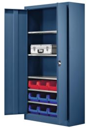 Flügeltürenschrank, BxTxH 950x420x1950 mm, RAL 5007 brillantblau, Fachlast 80 kg, mit Kästen: 4xGr. 3z rot, 8xGr. 3z blau